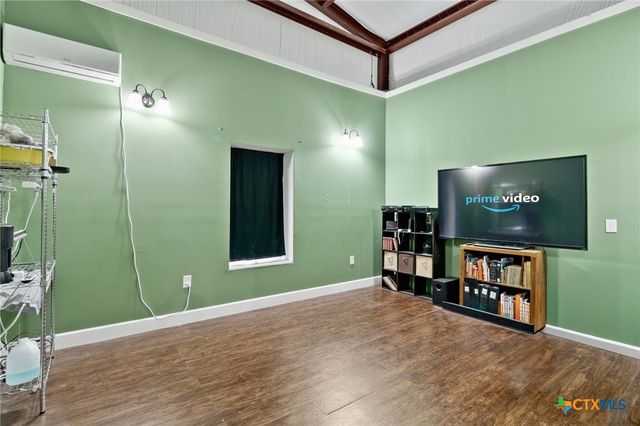 59 Leaning Oak Road, Victoria, TX 77904