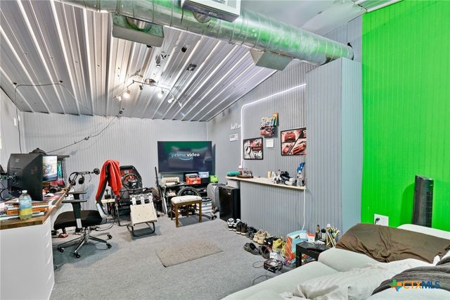 59 Leaning Oak Road, Victoria, TX 77904