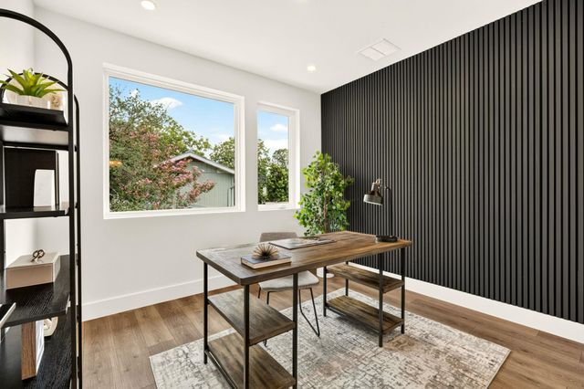 4601 Hank Ave 1, Austin, TX 78745
