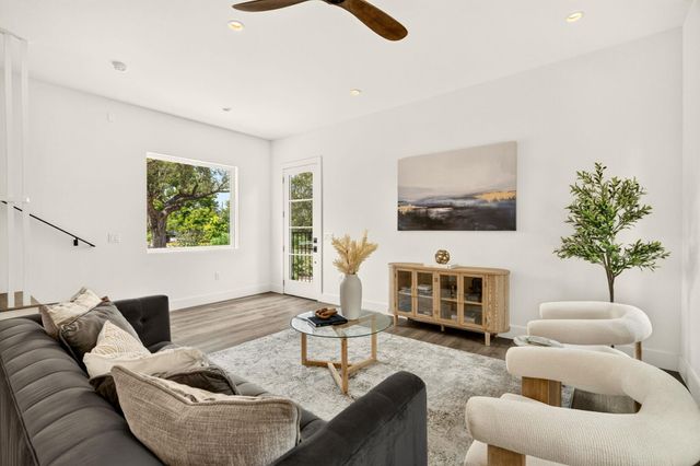 4601 Hank Ave 1, Austin, TX 78745