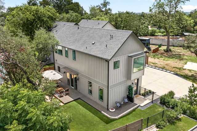 4601 Hank Ave 1, Austin, TX 78745