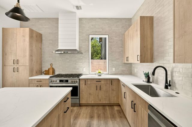 4601 Hank Ave 1, Austin, TX 78745