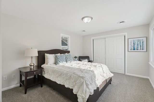 8237 1st Avenue S, Bloomington, MN 55420