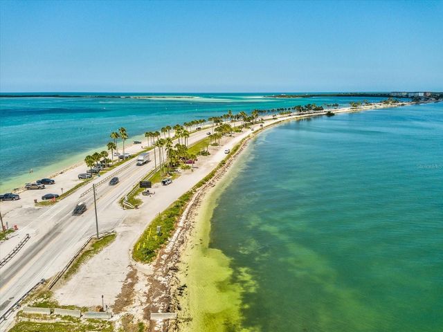 29703 69TH STREET N, Clearwater, FL 33761