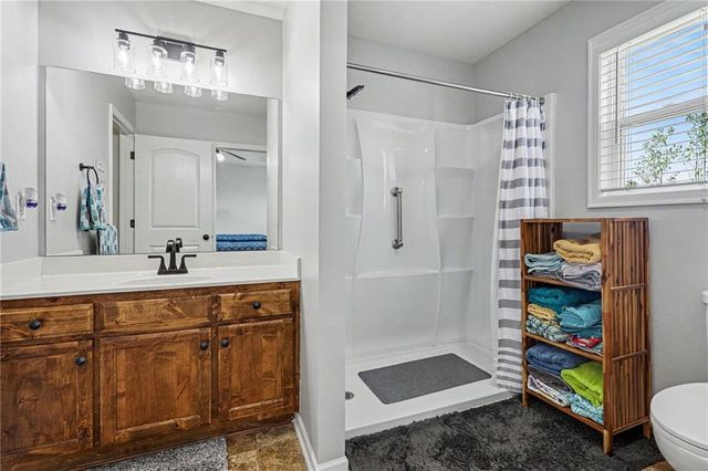 15621 Landauer Street, Basehor, KS 66007
