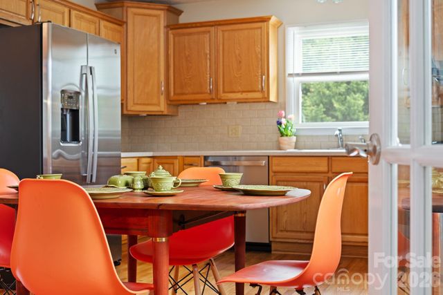 26 Cedar Hill Road, Asheville, NC 28806