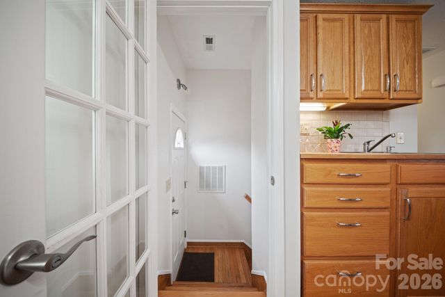 26 Cedar Hill Road, Asheville, NC 28806