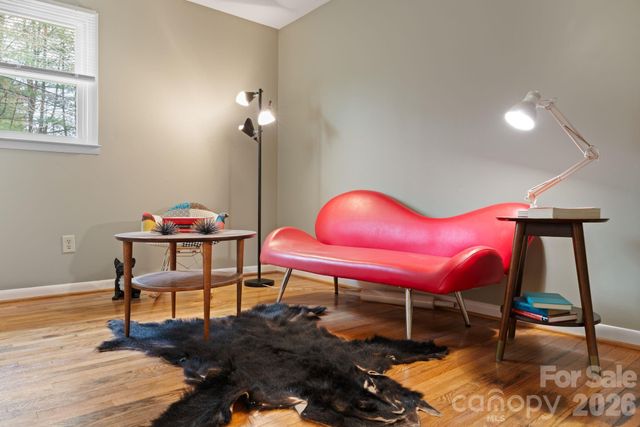 26 Cedar Hill Road, Asheville, NC 28806