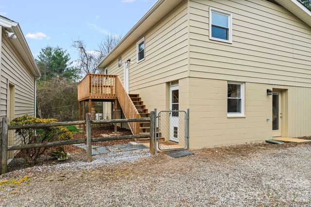26 Cedar Hill Road, Asheville, NC 28806
