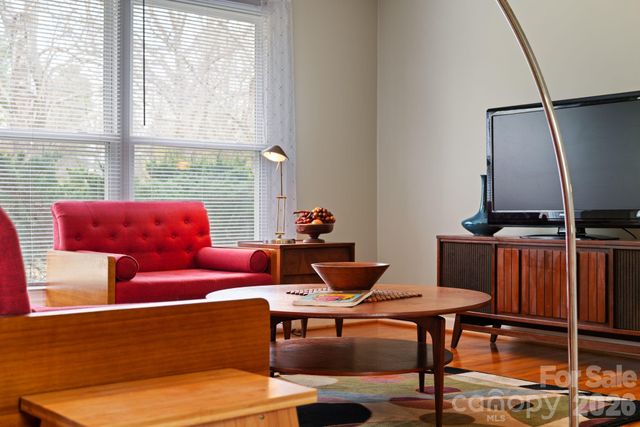 26 Cedar Hill Road, Asheville, NC 28806