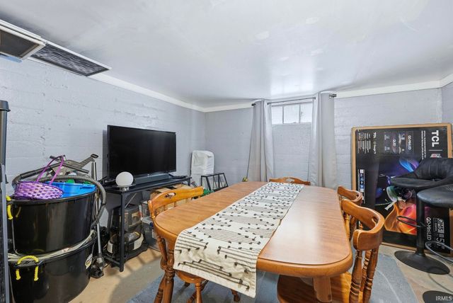 916 Baxter Street, Fort Wayne, IN 46806