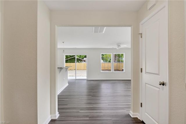 572 Laurel ST, Franklin, VA 23851