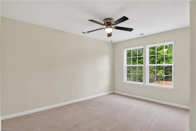 572 Laurel ST, Franklin, VA 23851