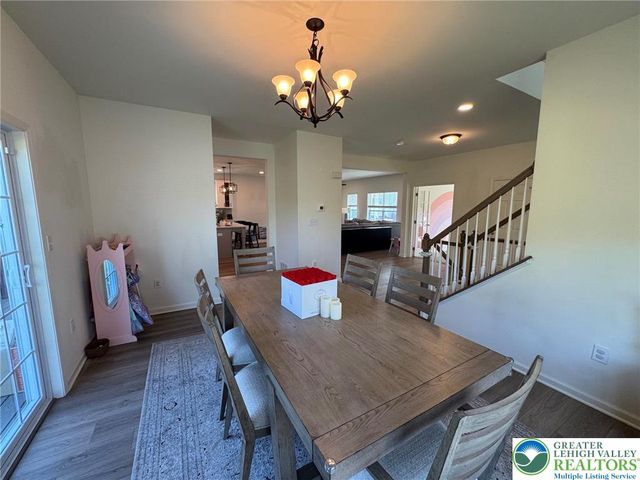 5052 Bellflower Drive, North Whitehall Twp, PA 18078