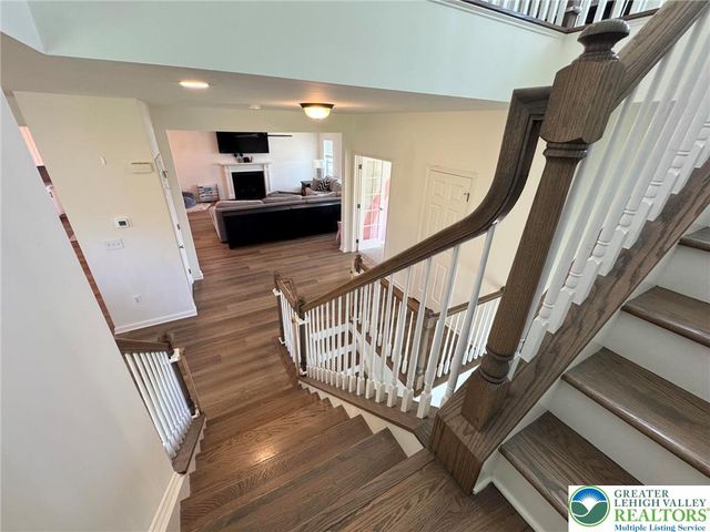 5052 Bellflower Drive, North Whitehall Twp, PA 18078