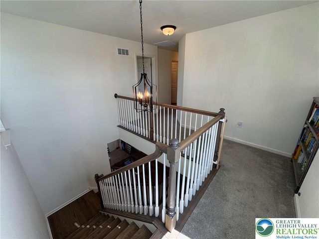 5052 Bellflower Drive, North Whitehall Twp, PA 18078
