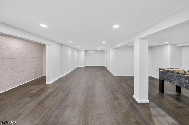 3 Fulper Pl, Clinton Twp., NJ 08809