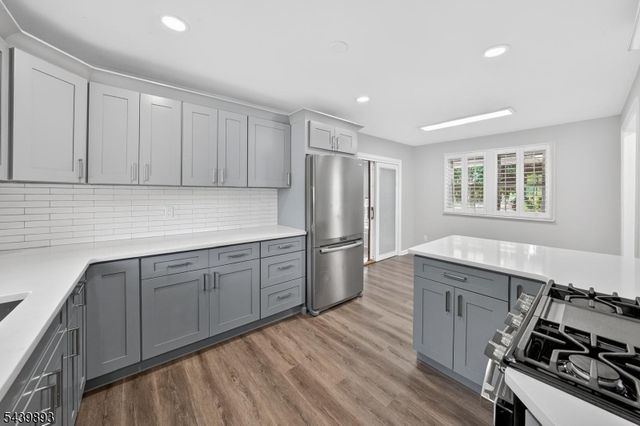 3 Fulper Pl, Clinton Twp., NJ 08809