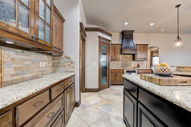 1813 NW 193rd Circle, Edmond, OK 73012