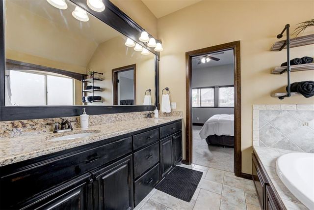 1813 NW 193rd Circle, Edmond, OK 73012