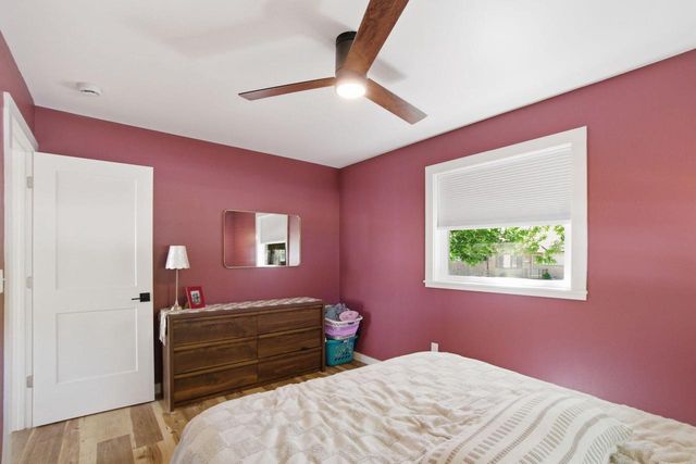 4554 S Vermont AVENUE, Saint Francis, WI 53235