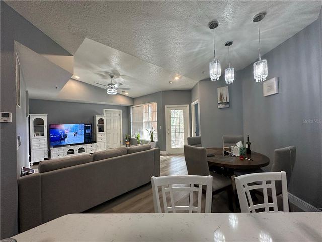 5554 METROWEST BOULEVARD 4-312, Orlando, FL 32811