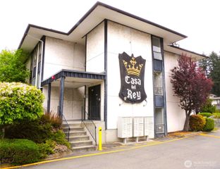 19409 56th Avenue W #306, Lynnwood, WA 98036