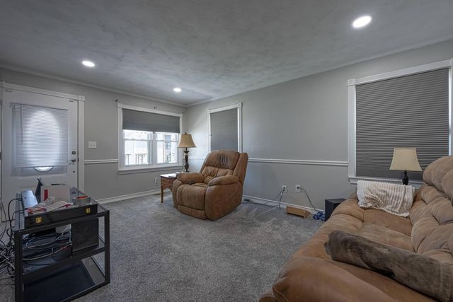 515 N Clairmont Avenue, Springfield, OH 45503