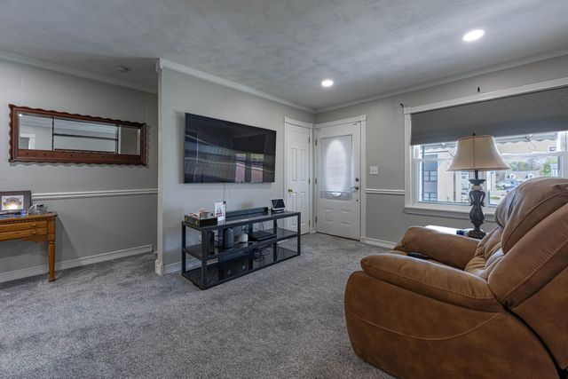 515 N Clairmont Avenue, Springfield, OH 45503