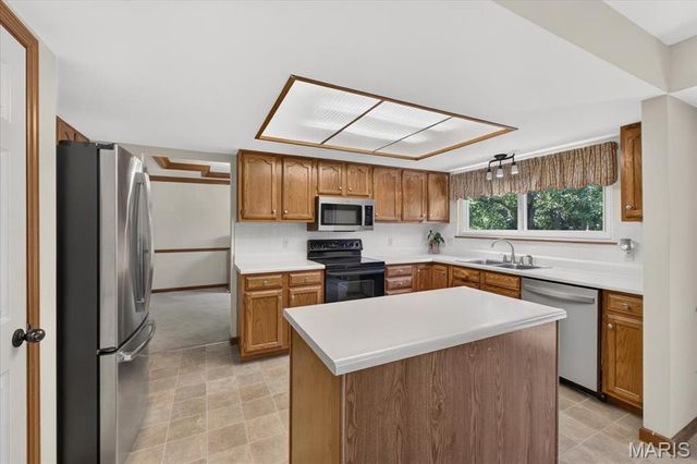 2772 Santa Ynez Drive, St Charles, MO 63303