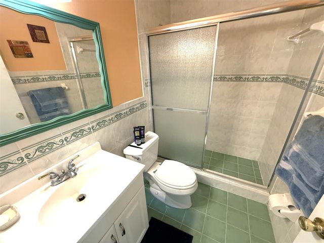 810 N Golf Dr 810, Hollywood, FL 33021