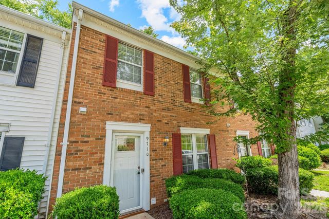 9710 Old Gate Drive, Matthews, NC 28105
