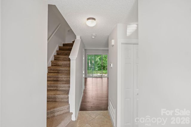 9710 Old Gate Drive, Matthews, NC 28105
