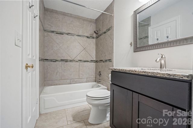 9710 Old Gate Drive, Matthews, NC 28105