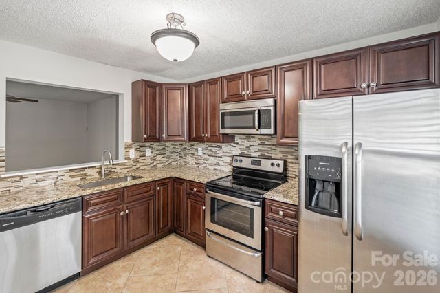 9710 Old Gate Drive, Matthews, NC 28105