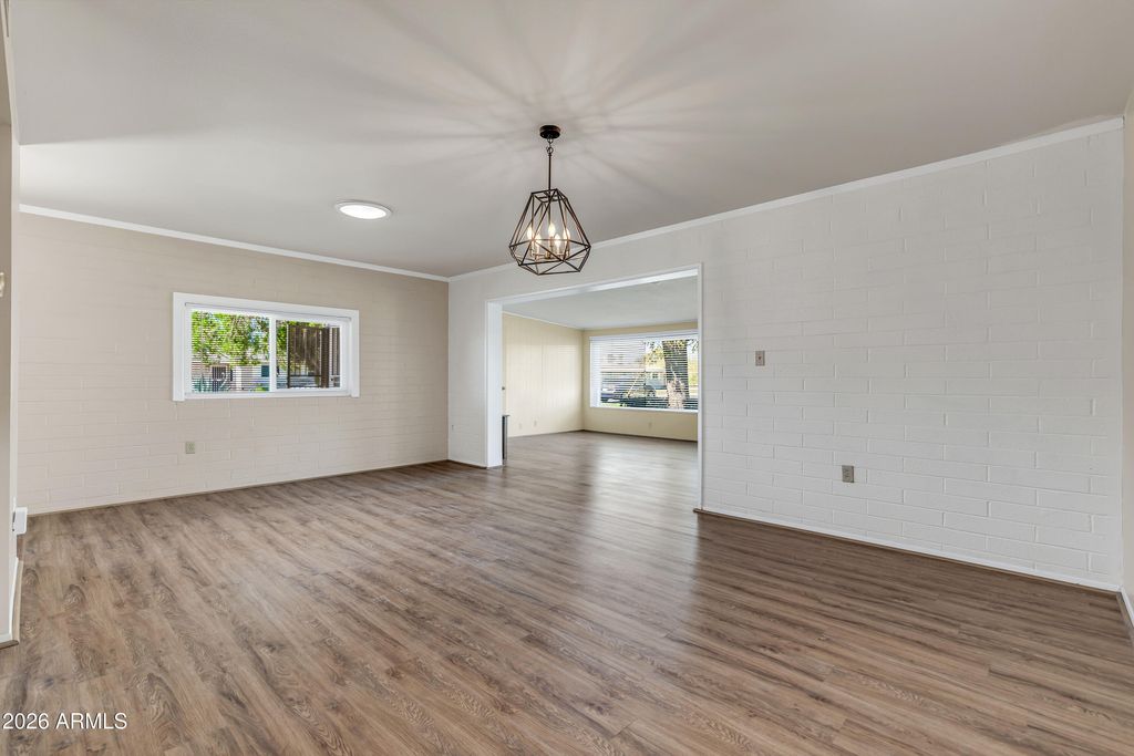 10024 W LAKEVIEW Circle S, Sun City, AZ 85351 — photo 4