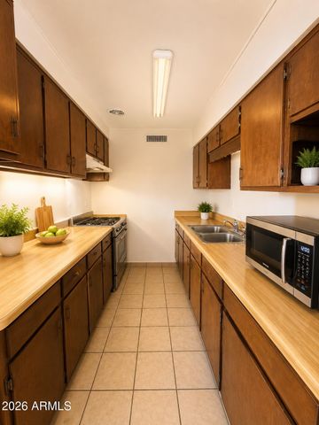 3525 W MARYLAND Avenue, Phoenix, AZ 85019