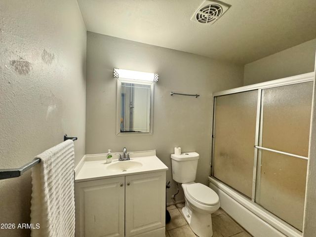 3525 W MARYLAND Avenue, Phoenix, AZ 85019