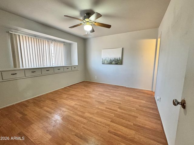 3525 W MARYLAND Avenue, Phoenix, AZ 85019