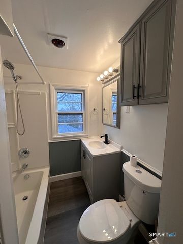 131 Ruth Street 2nd Floor, Bridgeport, CT 06606