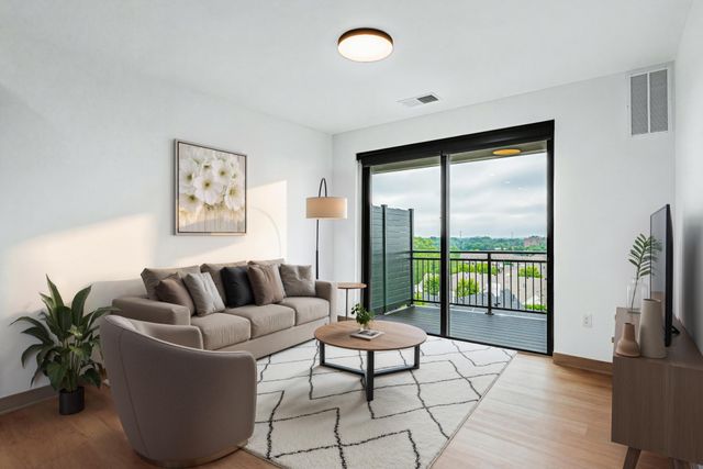 640 Wisconsin Avenue N 634, Golden Valley, MN 55427