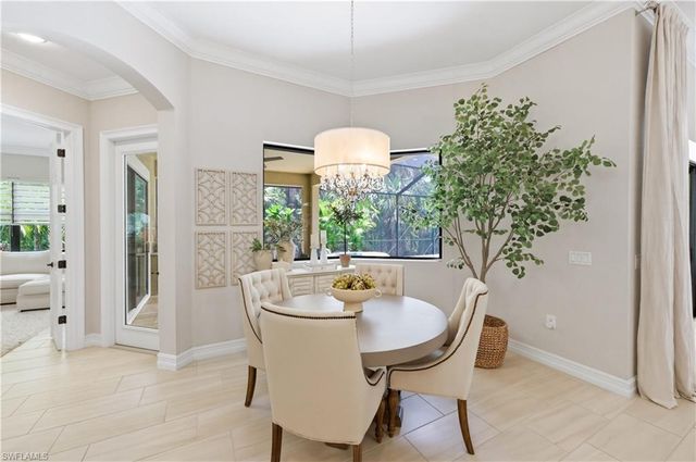 1467 Mockingbird DR, Naples, FL 34120