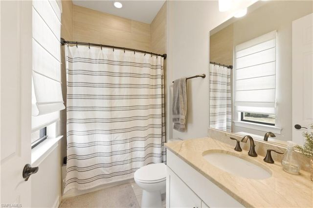 1467 Mockingbird DR, Naples, FL 34120