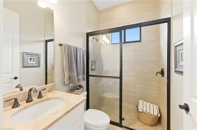 1467 Mockingbird DR, Naples, FL 34120