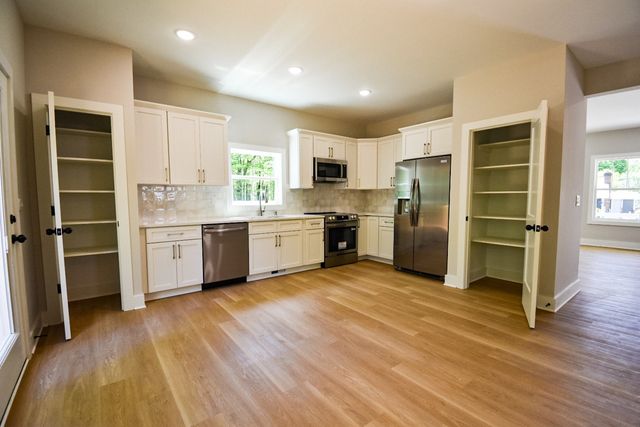 58 Laurels Trails Rd, Monteagle, TN 37356