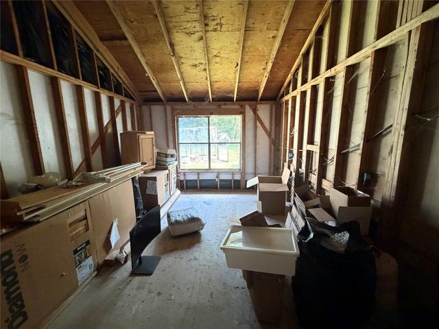 606 Pine Tree Road, Huntsville, TX 77320
