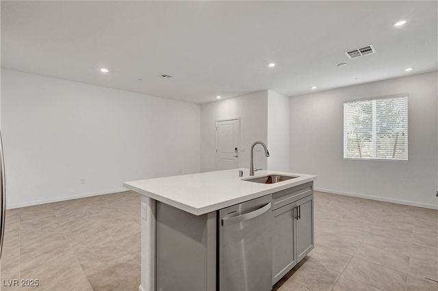 1175 Heliodor Avenue, Henderson, NV 89011