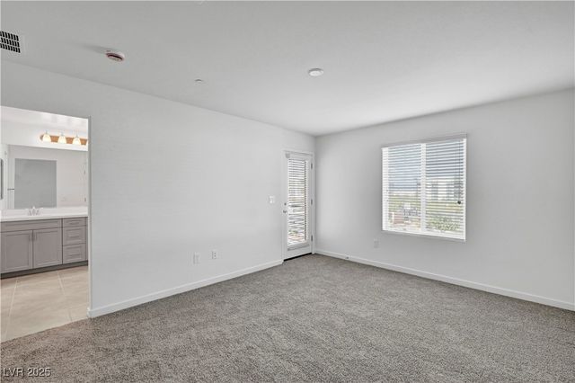 1175 Heliodor Avenue, Henderson, NV 89011