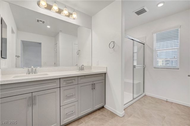 1175 Heliodor Avenue, Henderson, NV 89011