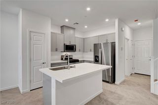 1175 Heliodor Avenue, Henderson, NV 89011